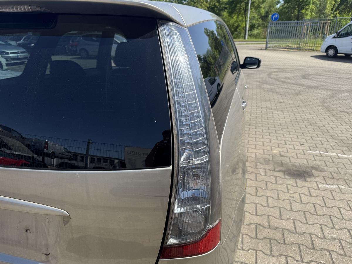 Mitsubishi Grandis original R&uuml;cklicht R&uuml;ckleuchte Schlussleuchte rechts Bj.2007